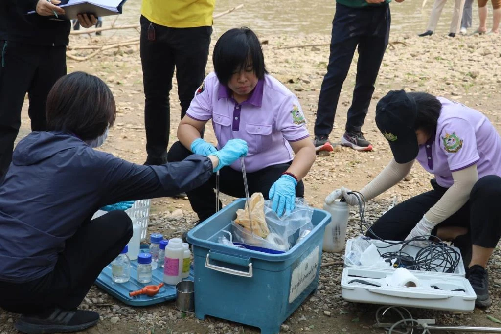 กรมควบคุมมลพิษลงพื้นที่ตรวจสอบแม่น้ำกก จ.เชียงราย