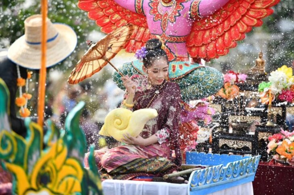 ททท. เชียงราย ชวนเที่ยวสงกรานต์และสัมผัสสีสันวัฒนธรรมเหนือ เมษายน-พฤษภาคม 2568