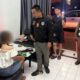 ตำรวจเชียงราย บุกค้นร้านคาราโอเกะแม่จัน เจอสาว 15 ปี รับจ้างดื่มเหล้า